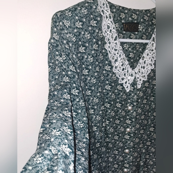 Vintage patterned green midi dress - Picture 3 of 7